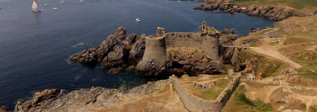 chateau ile yeu