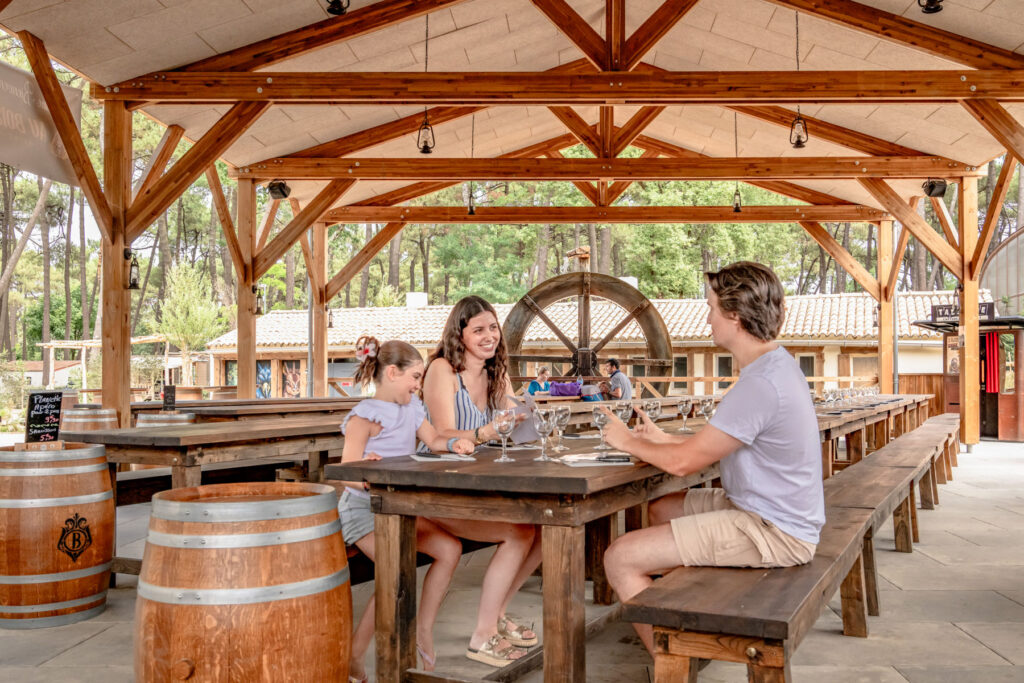 restaurant la taverne au bois des biches (2)