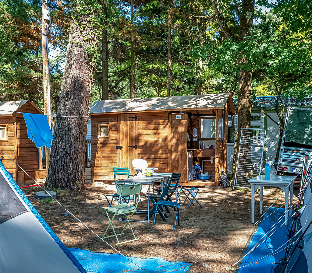 les avantages de nos emplacements avec sanitaire privatif